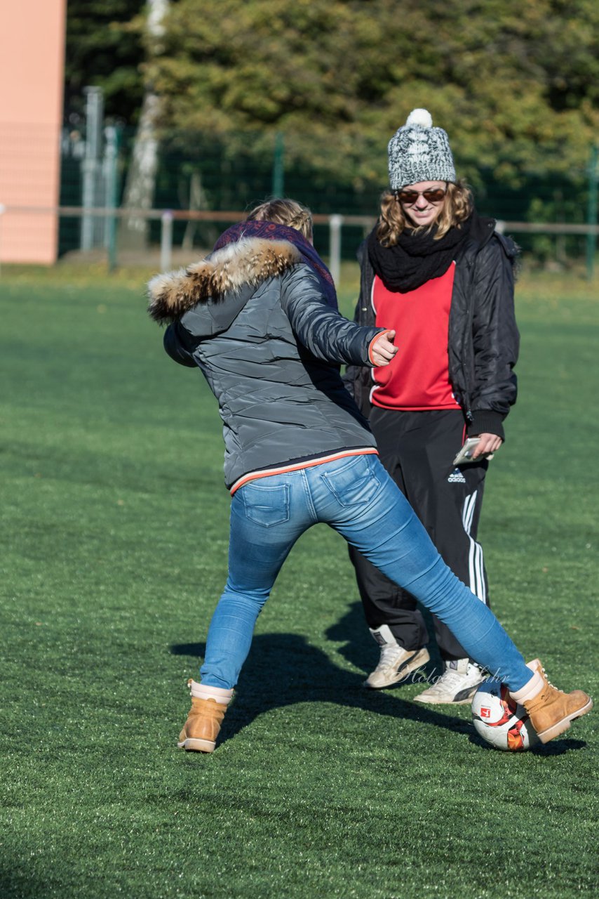 Bild 166 - Frauen SV Henstedt Ulzburg II - TSV Russee : Ergebnis: 6:0